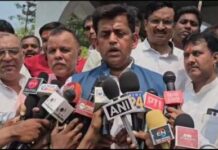 बाबा साहब के चित्र से छेड़छाड़ पर भड़के सांसद रवि किशन