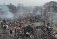 सिलेंडर धमाकों से दहला लखनऊ: रिंग रोड के पास भीषण अग्निकांड, 50 आशियाने जलकर खाक