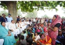 ग्राम कुशहा की चौपाल में मुख्यमंत्री विष्णु देव साय ने सुनी ग्रामीणों की समस्याएं