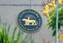 RBI Repo Rate 2026: रेपो रेट 5.25% पर बरकरार, लोन EMI में नहीं होगा बदलाव; जानें RBI का बड़ा फैसला