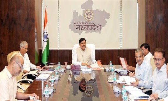 cm yadav15